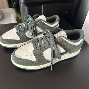 Suede/leather Nike low dunks